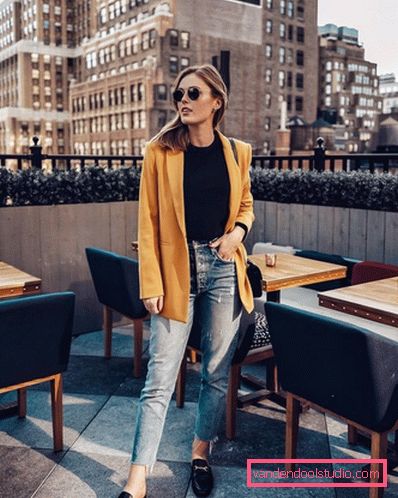 Boyfriends dei jeans delle donne alla moda 2019-2020 anni