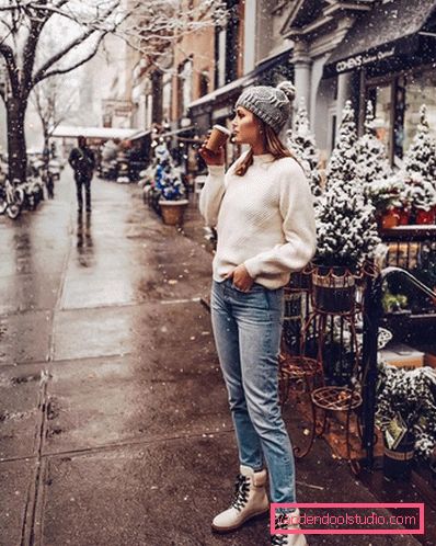 Boyfriends dei jeans delle donne alla moda 2019-2020 anni
