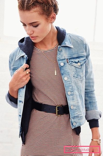 Cosa indossare con una giacca di jeans