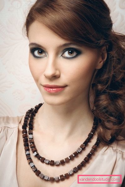 Acconciature alla moda e belle con frangia 2019