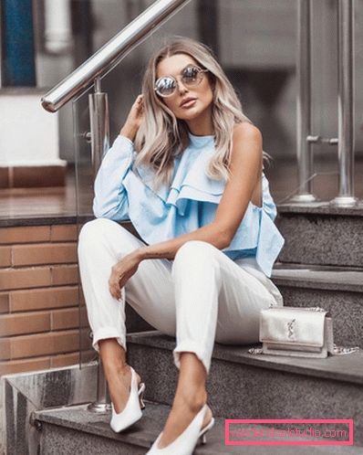 Elegante estate sull'esempio dell'estate più alla moda guarda 2019-2020 - tendenze fotografiche