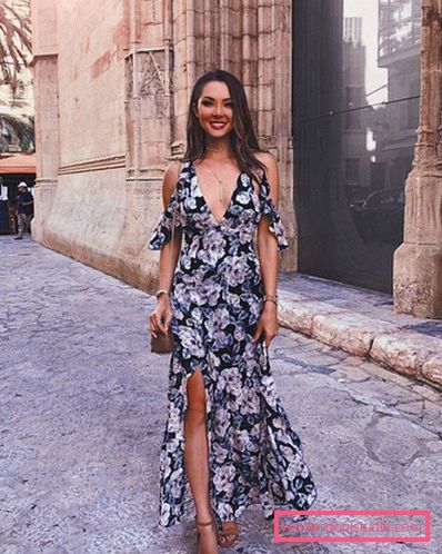 Elegante estate sull'esempio dell'estate più alla moda guarda 2019-2020 - tendenze fotografiche
