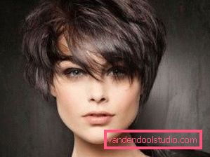 styling su capelli corti