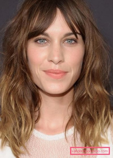 tagli di capelli per una faccia ovale 2018 - 2019 Tagli di capelli alla moda per un viso ovale 2019