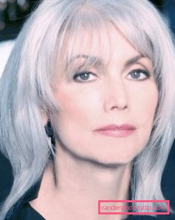 Tagli per le donne dopo 50 anni con capelli medi Tagli di capelli alla moda per le donne dopo 50 anni a diverse lunghezze di capelli