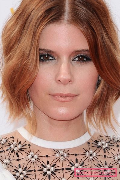 Eleganti tagli di capelli per capelli medi 2019-2020 anni