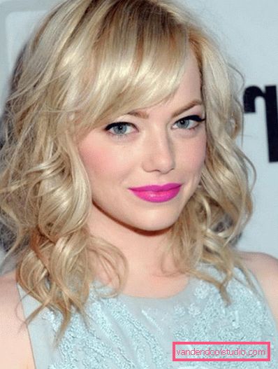 Eleganti tagli di capelli per capelli medi 2019-2020 anni