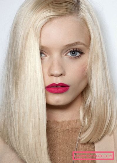 Eleganti tagli di capelli per capelli medi 2019-2020 anni
