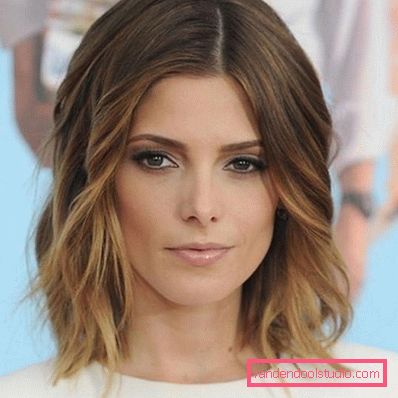 Eleganti tagli di capelli per capelli medi 2019-2020 anni