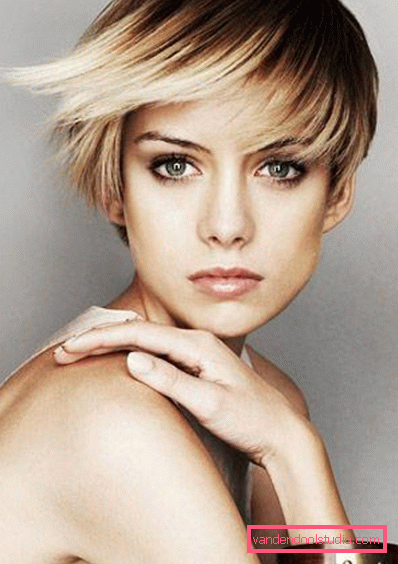 Delicati tagli di capelli pixie