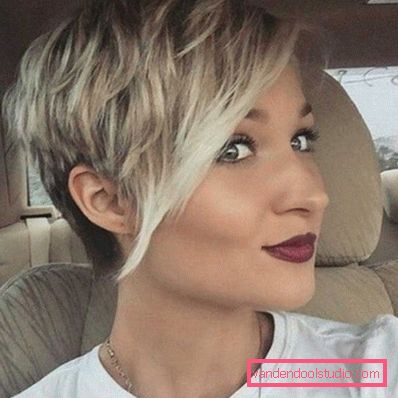 Delicati tagli di capelli pixie