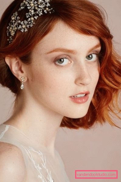 Capelli corti di belle acconciature da sposa 2017 Tendenze moda in acconciature da sposa 2019