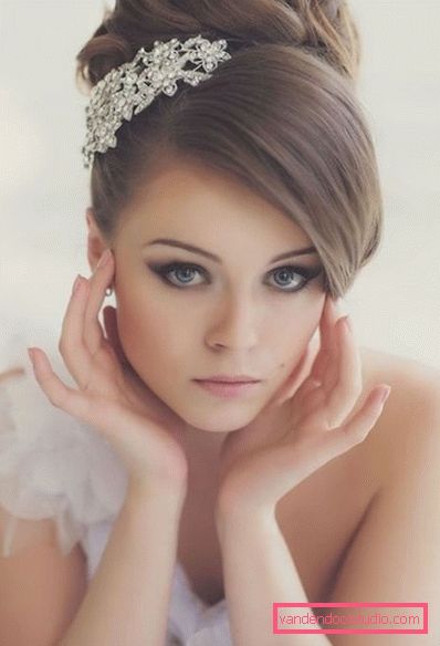Capelli lunghi da sposa 2017 Tendenze moda in acconciature da sposa 2019