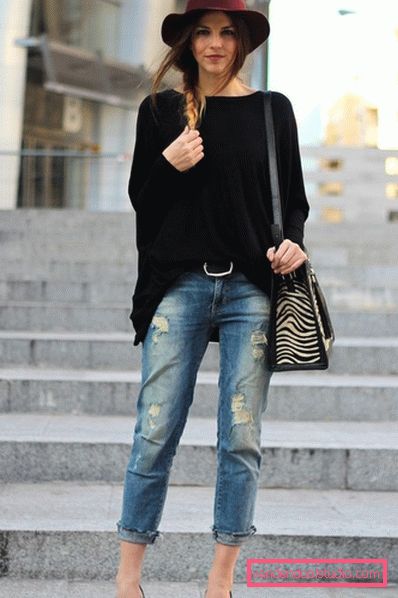 Jeans ritagliati alla moda 2019-2020