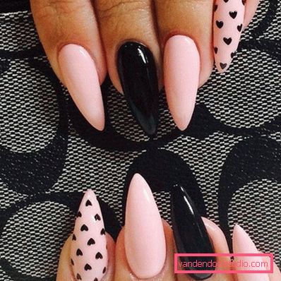 Manicure nera alla moda