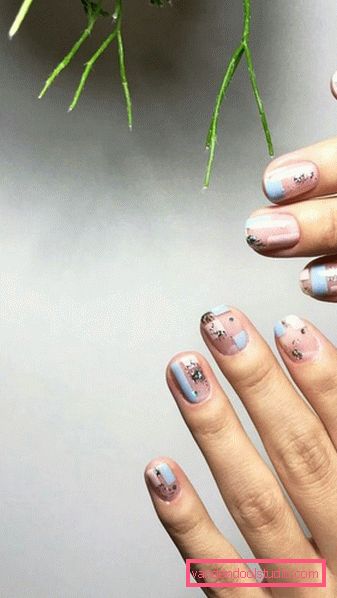 Elegante manicure geometrica 2019-2020 anni