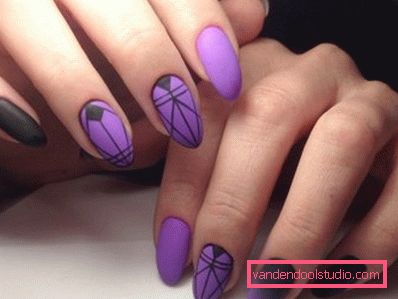 Elegante manicure geometrica 2019-2020 anni