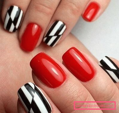 Elegante manicure geometrica 2019-2020 anni