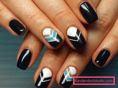 Elegante manicure geometrica 2019-2020 anni