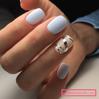Bella manicure blu - foto