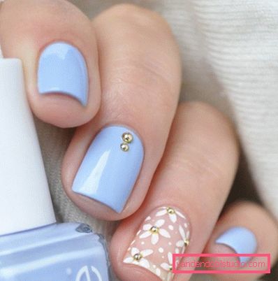 Bella manicure blu - foto
