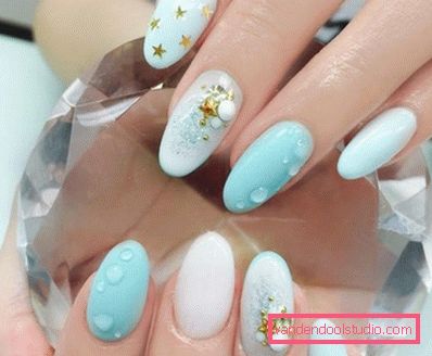 Bella manicure blu - foto