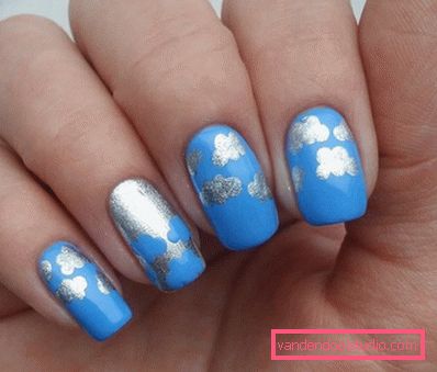 Bella manicure blu - foto