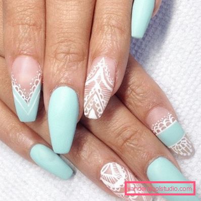 Bella manicure blu - foto