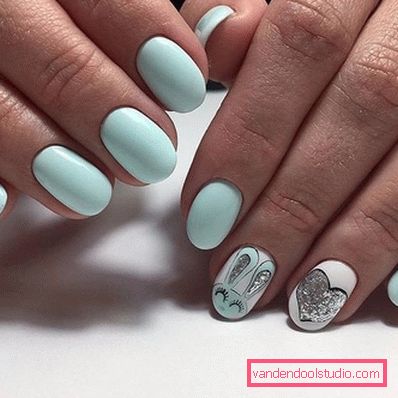 Bella manicure blu - foto