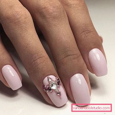 Manicure eccellente per l'estate 2019-2020