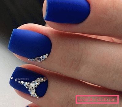Manicure eccellente per l'estate 2019-2020