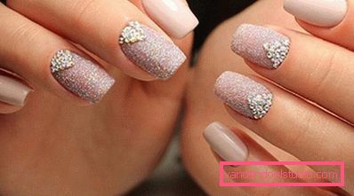 Bella manicure della stagione autunno-inverno 2019-2020
