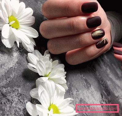 Nuova manicure per l'autunno 2019-2020