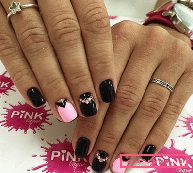 Deliziosa manicure con strass 2019-2020