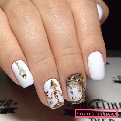 Lussuoso nuovo anno Manicure 2020