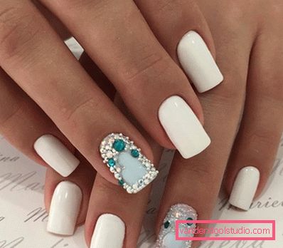 Lussuoso nuovo anno Manicure 2020