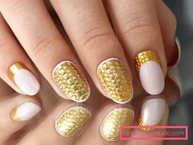 Lussuoso nuovo anno Manicure 2020