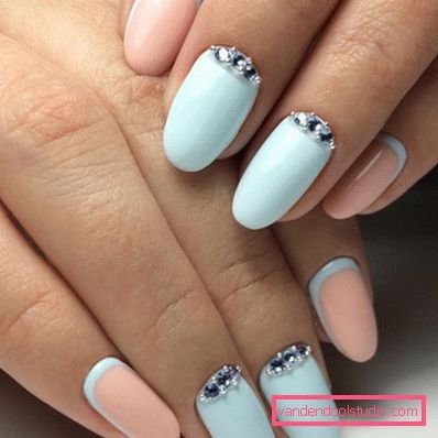Delicata manicure pastello 2019-2020 anni