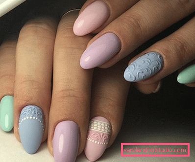 Delicata manicure pastello 2019-2020 anni