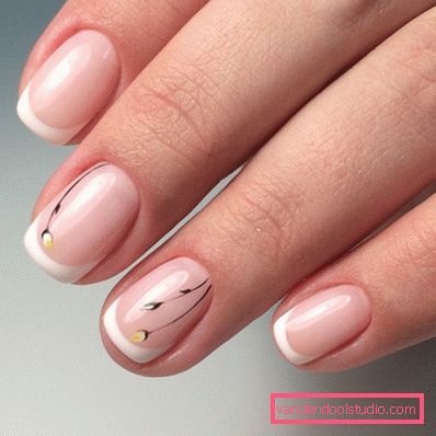 Delicata manicure pastello 2019-2020 anni