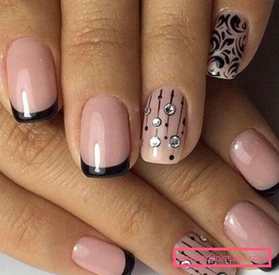 Delicata manicure pastello 2019-2020 anni