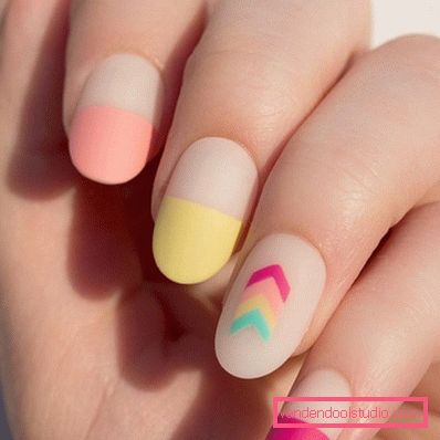 Delicata manicure pastello 2019-2020 anni
