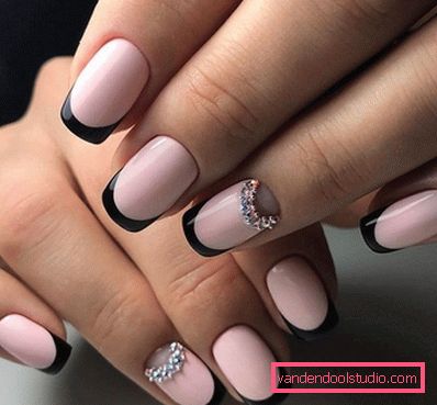 Delicata manicure pastello 2019-2020 anni
