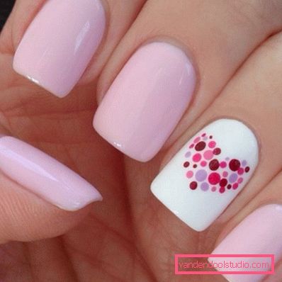 Delicata manicure pastello 2019-2020 anni