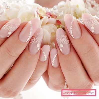 Delicata manicure pastello 2019-2020 anni