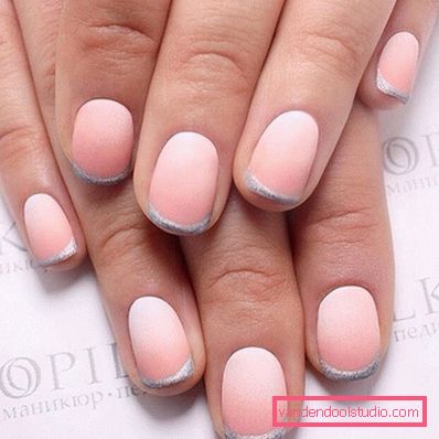 Delicata manicure pastello 2019-2020 anni