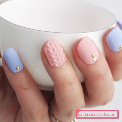 Delicata manicure pastello 2019-2020 anni