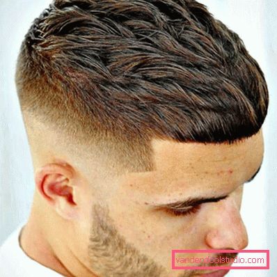 Fade Haircut - Fade Hairstyle Men's Fade Haircut - Foto e stili di capelli stile dissolvenza