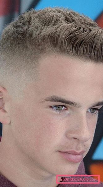 Tagli per capelli da uomo per capelli duri - foto di capelli