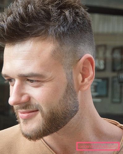 Tagli di capelli da uomo con la barba - foto di acconciature corte e lunghe